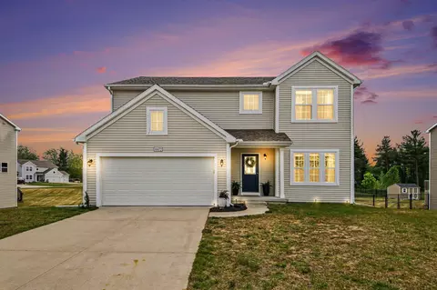 14472 Tupelo Dr, West Olive, MI 49460