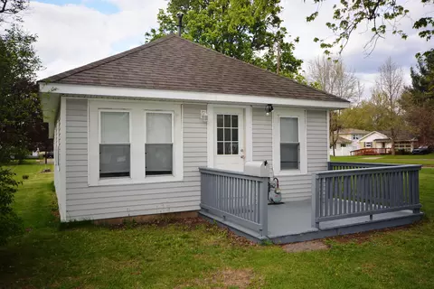 117 E North St, Albion, MI 49224