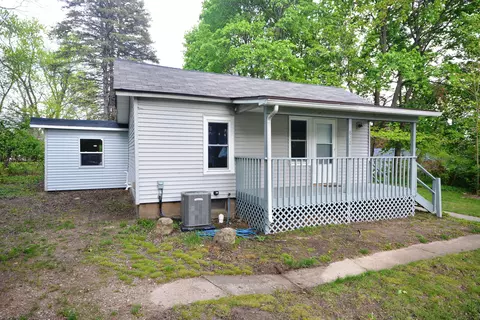 822 N Berrien St, Albion, MI 49224