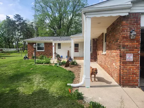 4241 E Cook Rd, Grand Blanc, MI 48439
