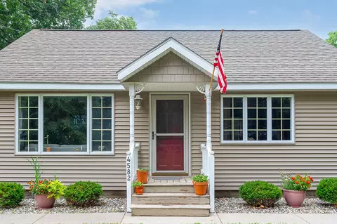 4582 Hall Rd, Muskegon, MI 49442