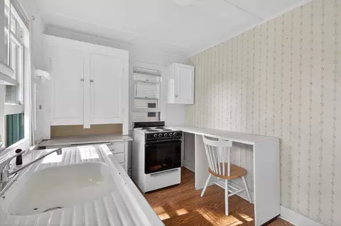 Kitchen - 5036 Schrah Dr, Munith, MI 49259 photo 1 of 4