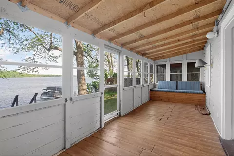 Exterior - 5036 Schrah Dr, Munith, MI 49259 photo 5 of 12