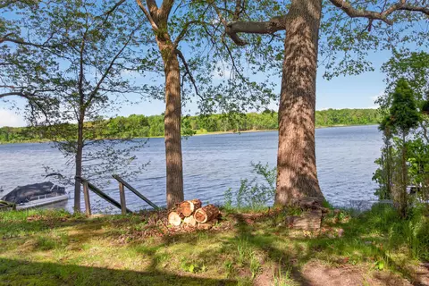 Exterior - 5036 Schrah Dr, Munith, MI 49259 photo 3 of 12