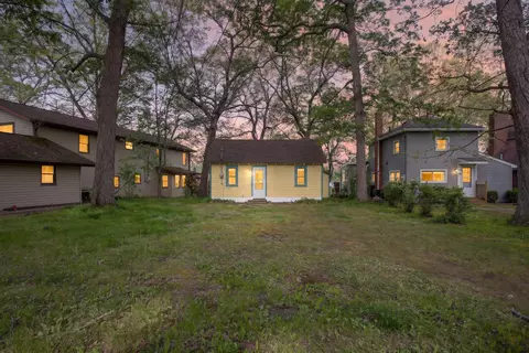 Exterior - 5036 Schrah Dr, Munith, MI 49259 photo 9 of 12