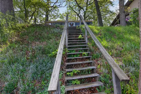 Exterior - 5036 Schrah Dr, Munith, MI 49259 photo 4 of 12