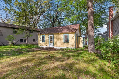 Exterior - 5036 Schrah Dr, Munith, MI 49259 photo 11 of 12