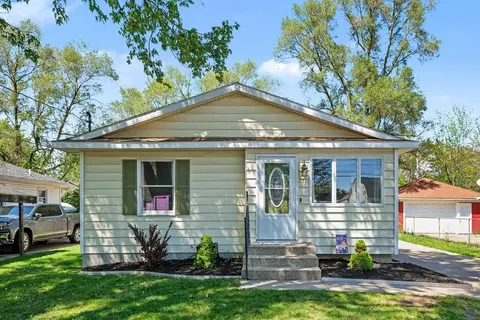 237 Nora St SE, Grand Rapids, MI 49548