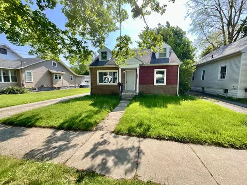 Exterior - 535 Orange St, Jackson, MI 49202 photo 3 of 4
