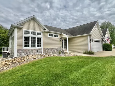115 Stony Ridge Ct, Hillsdale, MI 49242