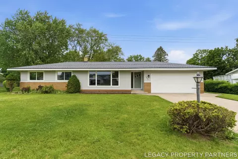 10625 Riley St, Zeeland, MI 49464