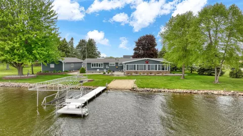 347 Moser Dr, Bronson, MI 49028