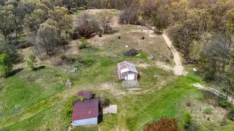 20475 Hubbard Rd, Battle Creek, MI 49017