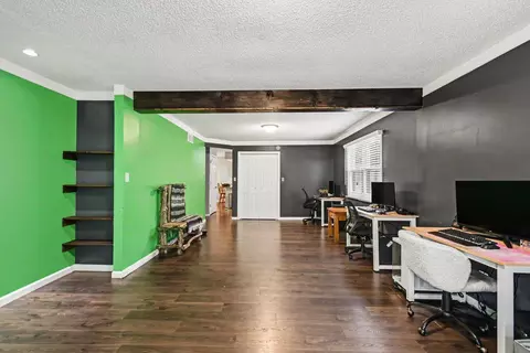 Entry Way - 4774 Benelux Ct, Jackson, MI 49201 photo 1 of 1