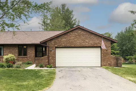 11279 Whispering Creek Dr, Allendale, MI 49401