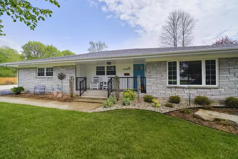 511 Browning Ave, Manistee, MI 49660