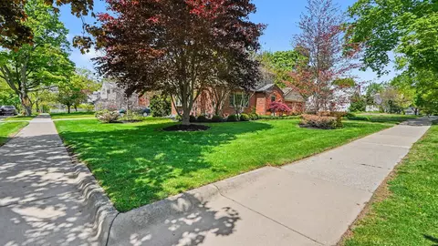 Exterior - 2030 Devolson Ave, Ann Arbor, MI 48104 photo 2 of 4