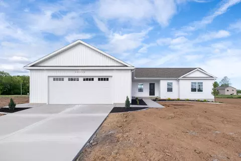 12112 Olivia Dr, Middleville, MI 49333
