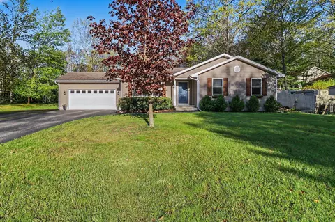 1555 Marilyn Ave, Ludington, MI 49431