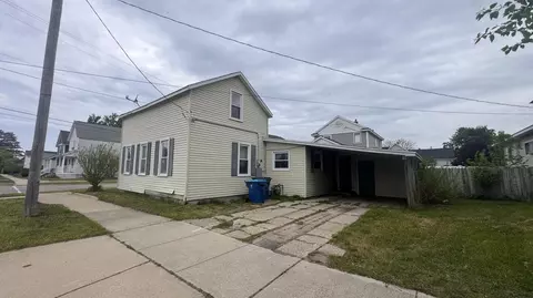 400 N 6th St, Grand Haven, MI 49417