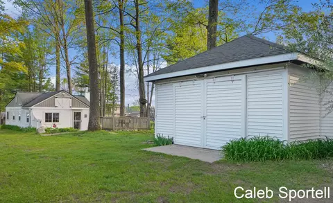 Exterior - 1983 Wolf Lake Dr, Baldwin, MI 49304 photo 3 of 8