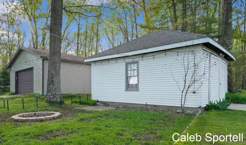 Exterior - 1983 Wolf Lake Dr, Baldwin, MI 49304 photo 5 of 8