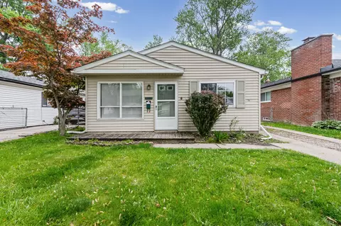 18628 Wakenden St, Redford, MI 48240