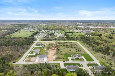 View/Area - 748 Noble Dr, Belding, MI 48809 photo 3 of 5
