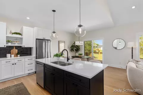 Kitchen - 748 Noble Dr, Belding, MI 48809 photo 4 of 4