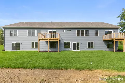 Exterior - 748 Noble Dr, Belding, MI 48809 photo 4 of 5
