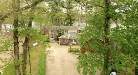 875 Bruce Dr, Middleville, MI 49333