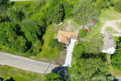 View/Area - 415 N State Rd, Belding, MI 48809 photo 2 of 7