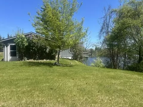 Exterior - 4323 Broadview Ln, Lupton, MI 48635 photo 7 of 9