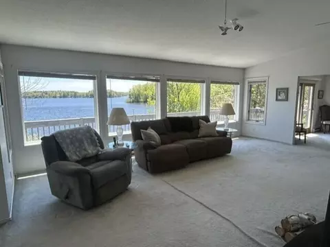 Living - 4323 Broadview Ln, Lupton, MI 48635 photo 2 of 7