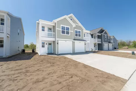 914 Indiana Ave #14, South Haven, MI 49090