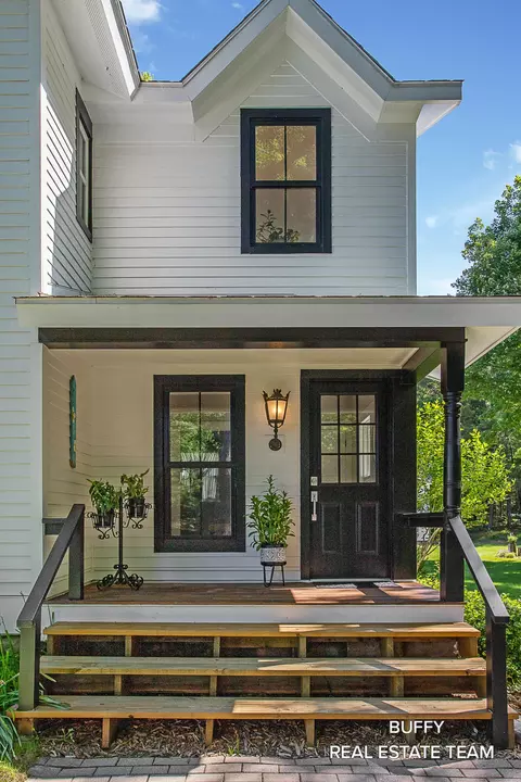 Exterior - 8282 W Harrison Rd, Mears, MI 49436 photo 11 of 15