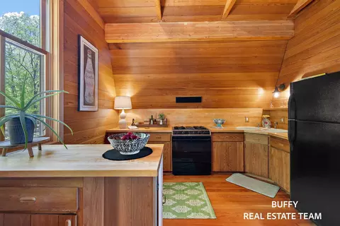 Kitchen - 8282 W Harrison Rd, Mears, MI 49436 photo 3 of 3