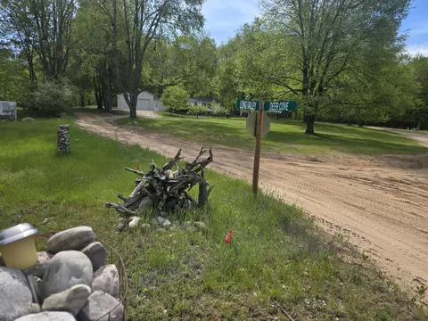 4568 E Deer Cove Rd, Custer, MI 49405 photo 2