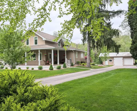 5420 Whitneyville Ave SE, Alto, MI 49302