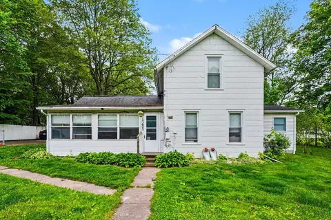 17625 E State St, Vandalia, MI 49095