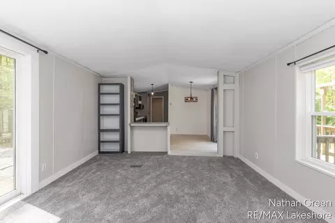 957 Maple St, Pullman, MI 49450 photo 7