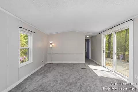957 Maple St, Pullman, MI 49450 photo 5