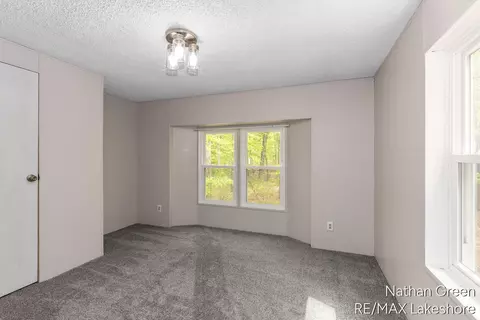 957 Maple St, Pullman, MI 49450 photo 15