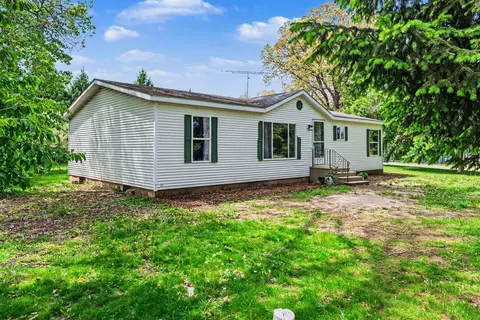 62252 Shaffer Rd, Constantine, MI 49042 photo 5