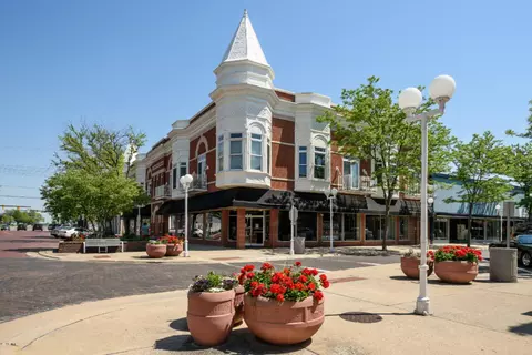 403 State St #3, St. Joseph, MI 49085