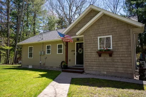 5936 S Rapids Rd, Branch, MI 49402