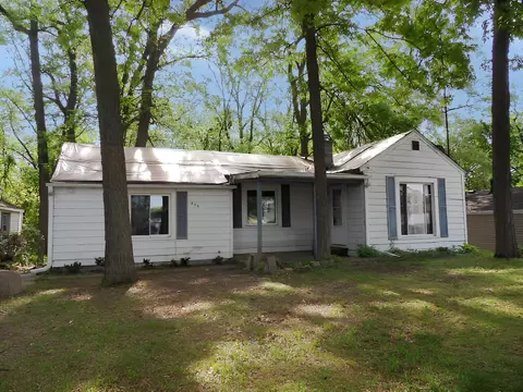 835 Woodland Bch, Battle Creek, MI 49014