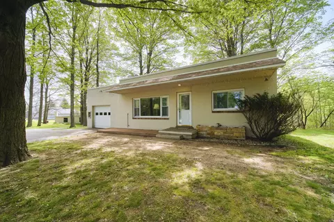 16263 Cadillac Hwy, Thompsonville, MI 49683