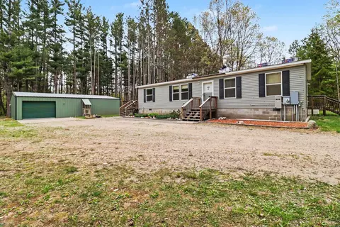 9054 E Ruth Dr, Branch, MI 49402