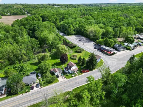 View/Area - 1387 E Riverside Dr, Ionia, MI 48846 photo 7 of 17